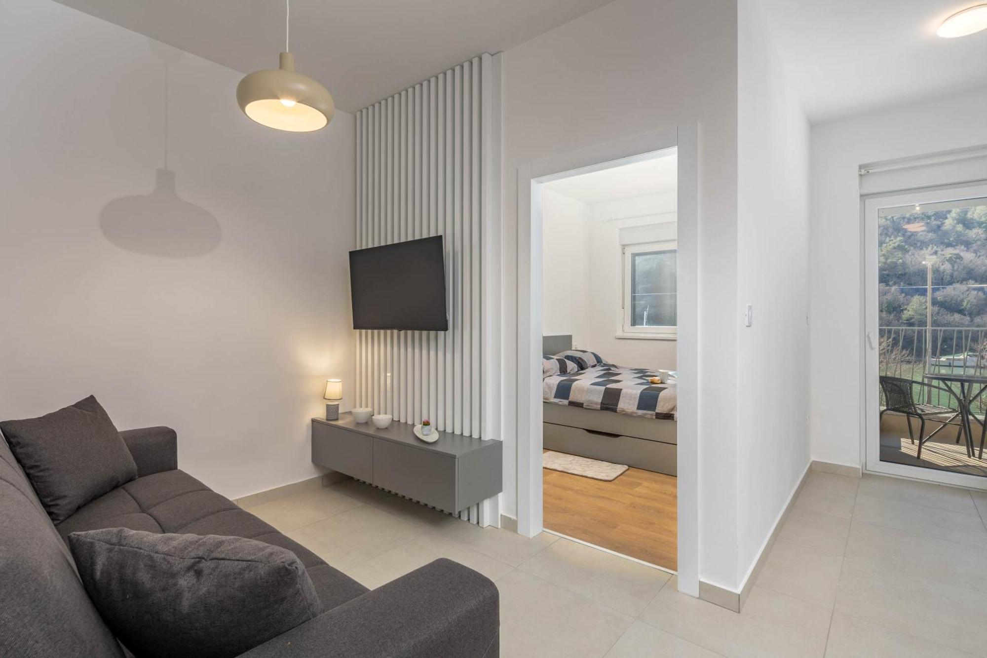 Seafront Villa Andrijana - Happy Rentals Plomin Kültér fotó